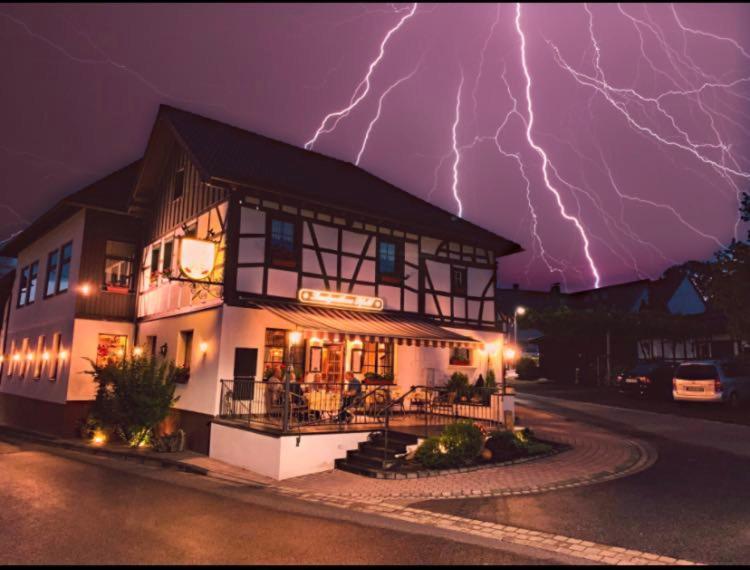 Landgasthaus Pfahl Wershofen Экстерьер фото